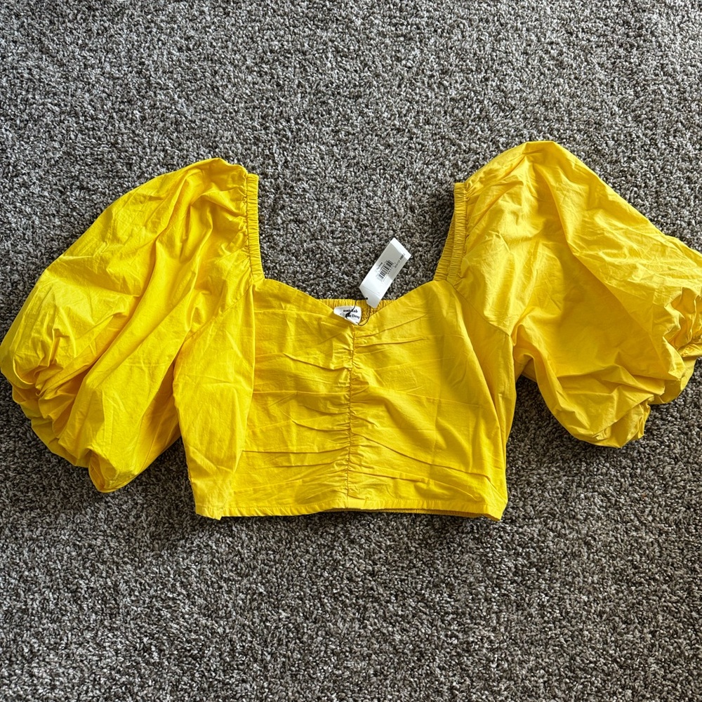 Yellow Puff Sleeve Amazon the Drop